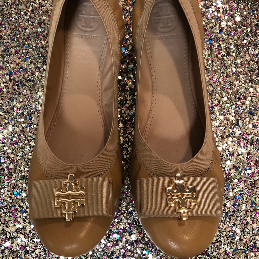 Toey Burch Brown Ballet Flats